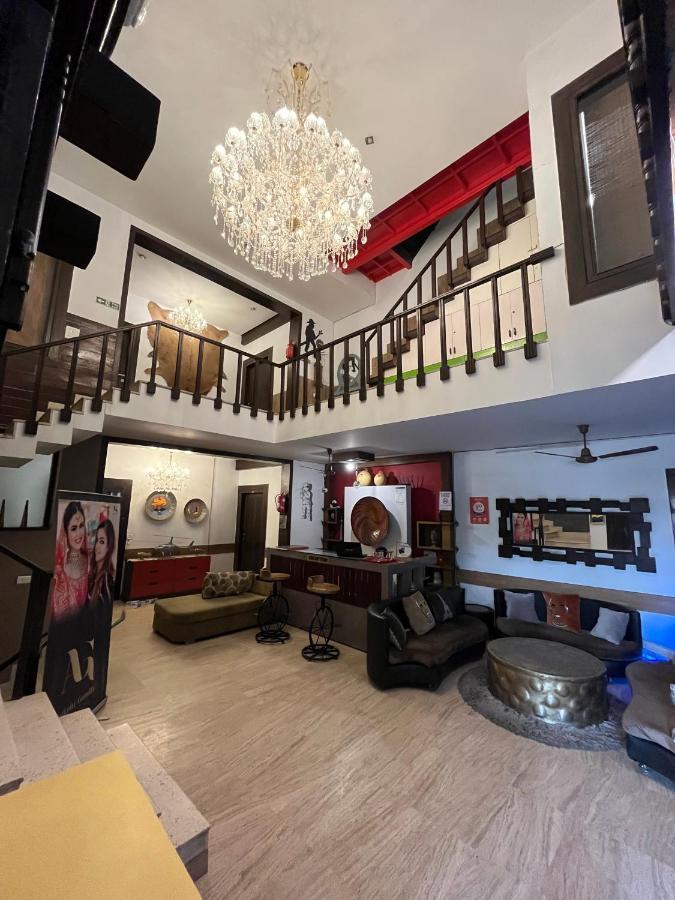 Aakritii Hotels Gurgaon Ngoại thất bức ảnh